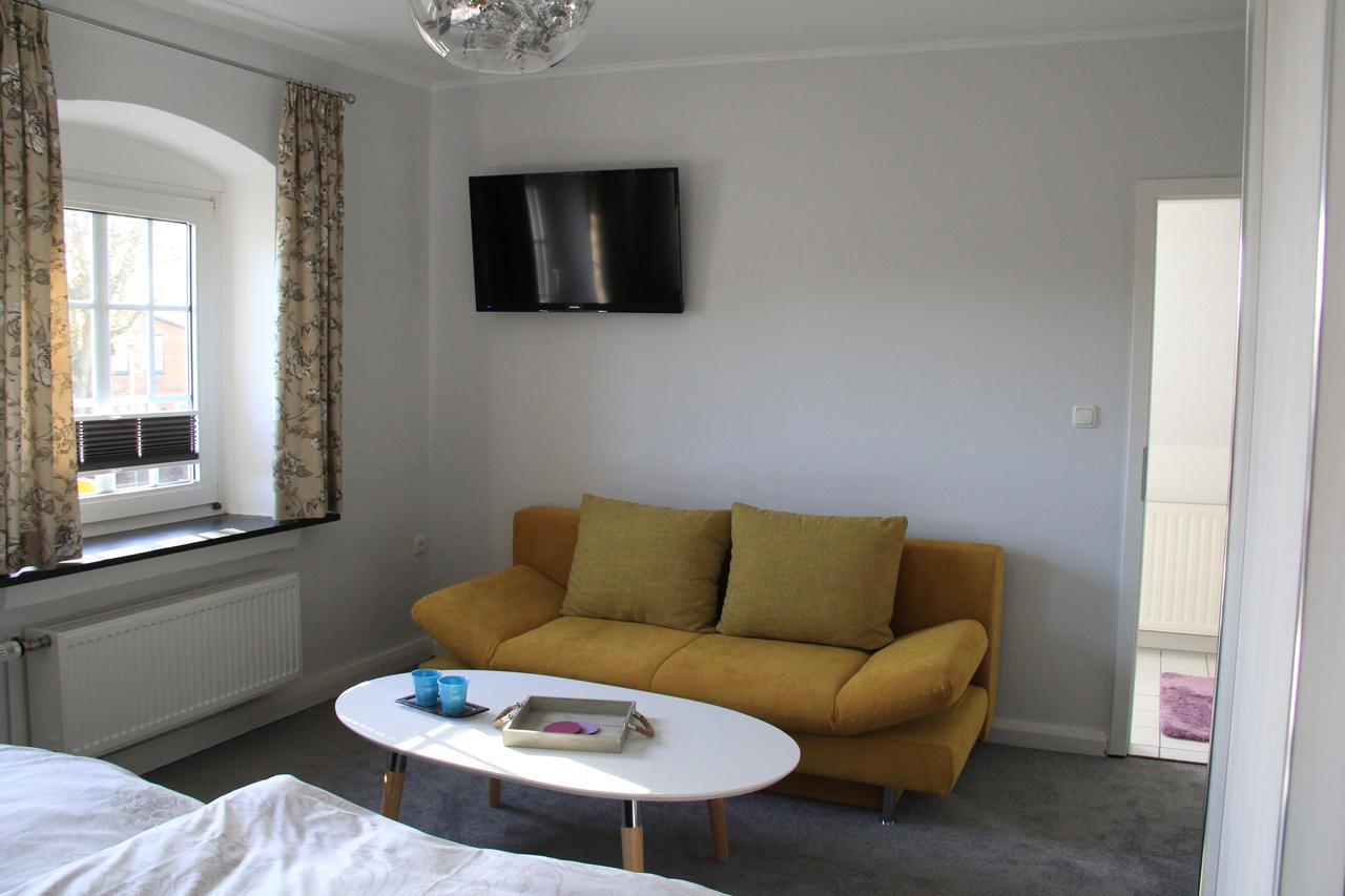 Pension Nordwind Hedwigenkoog Exterior photo